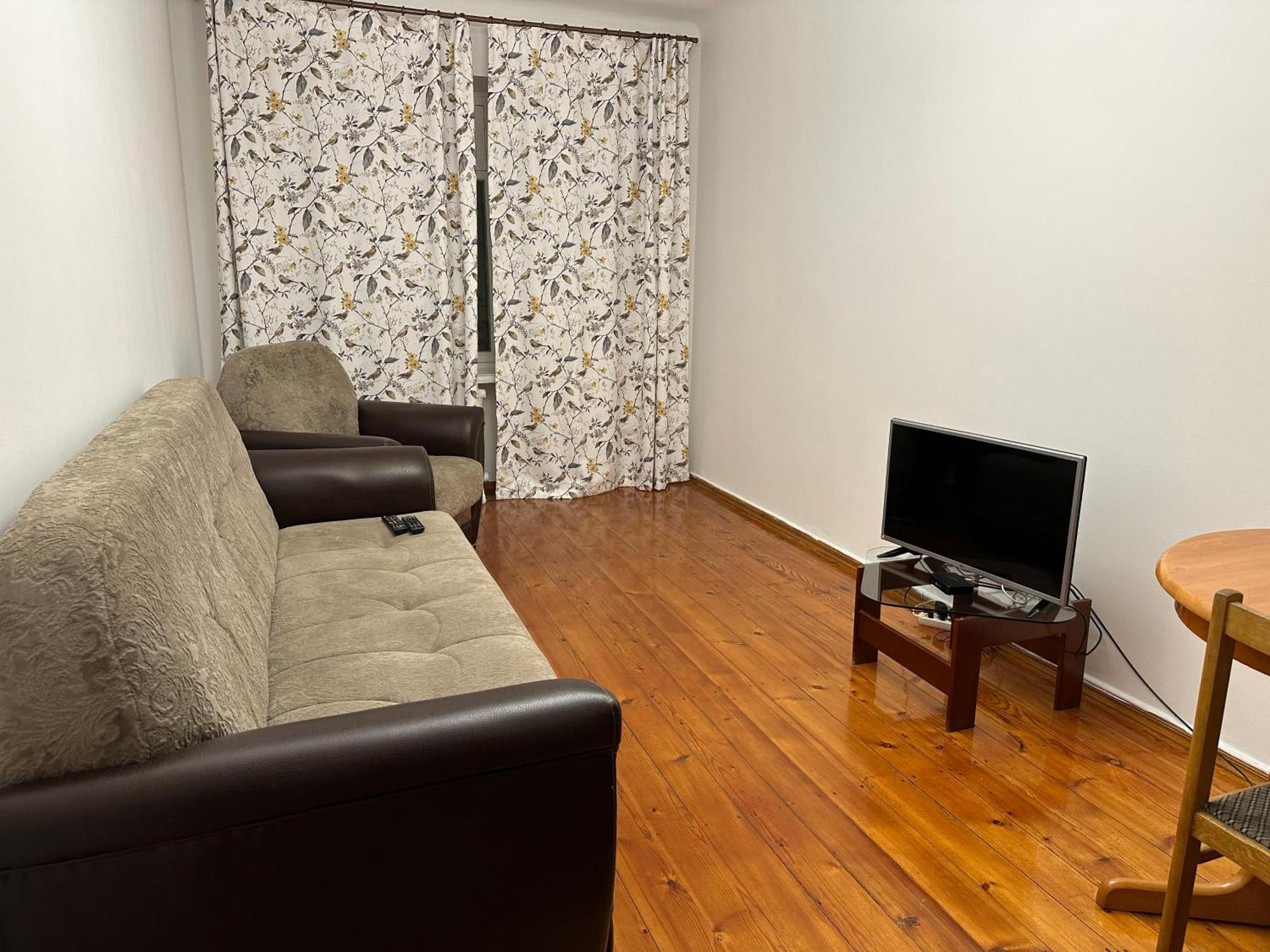 Apartament Cosy flat in the city center Biszkek Zewnętrze zdjęcie